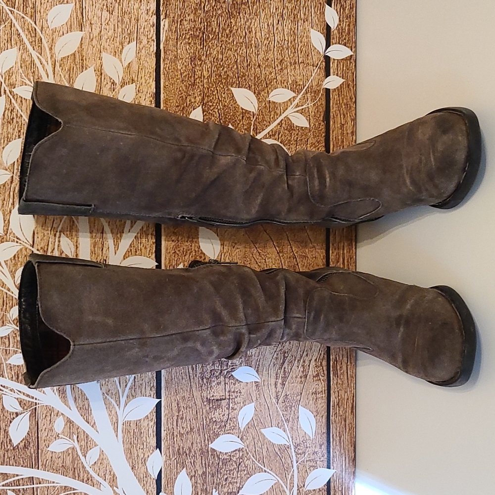 Born Suede Boots